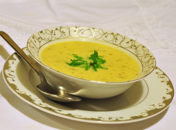Brüksel Lahanası Çorbası
