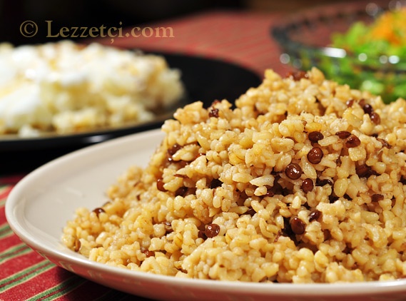 Kara Mercimekli Bulgur Pilavı