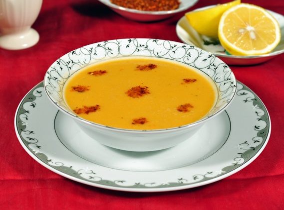 Kırmızı Mercimek Çorbası
