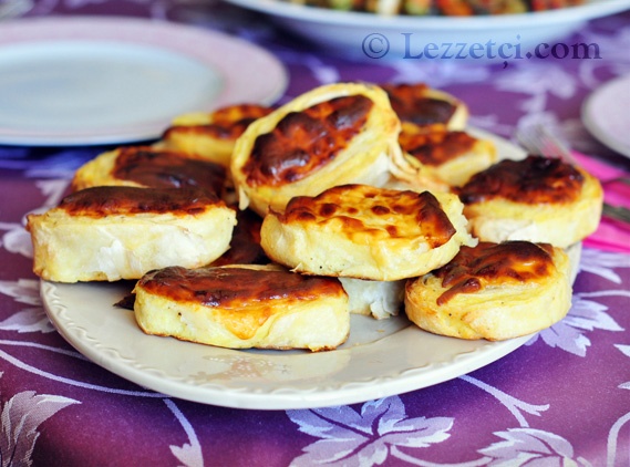 Patatesli Rulo Börek