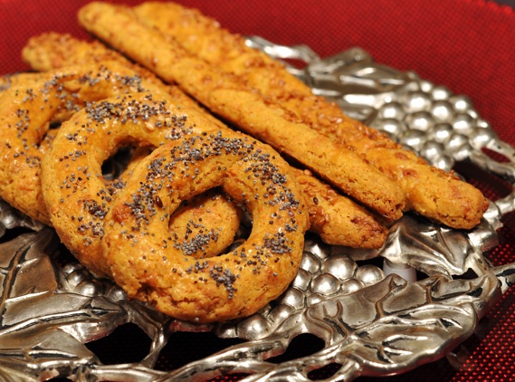 Peynirli Halka ve Çubuklar