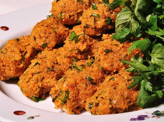 Sıcak Sulu Çiğ Köfte