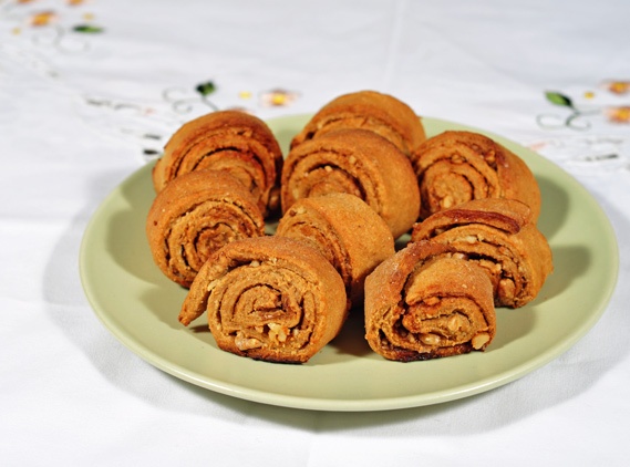 Tahinli-Pekmezli Cevizli Kurabiye