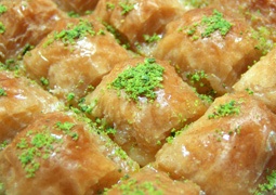 Baklava yerine sütlü tatlıları tercih edin